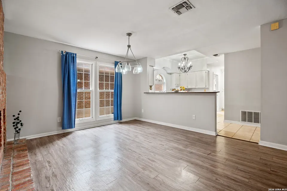 3 Bed 2 Bath Traditional Suburban Family Home in New Braunfels, TX - 4
