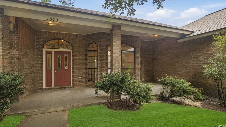 3 Bed 2 Bath Traditional Suburban Family Home in New Braunfels, TX - 3