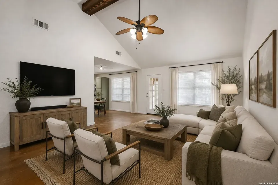 3 Bed 2 Bath Traditional Suburban Family Home in New Braunfels, TX - 4