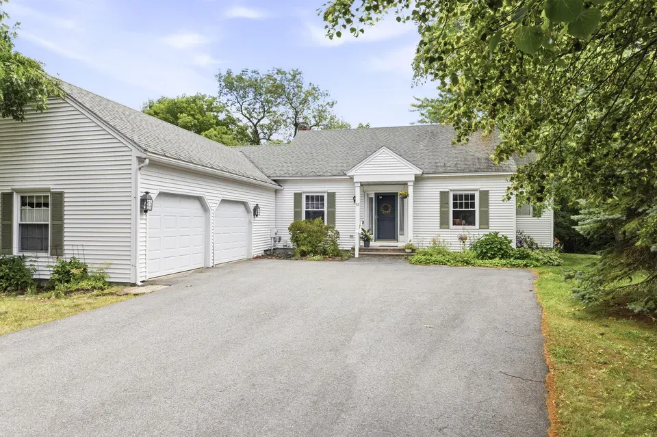 3 Bed 2 Bath Traditional Suburban Family Home in Portland, ME - 1