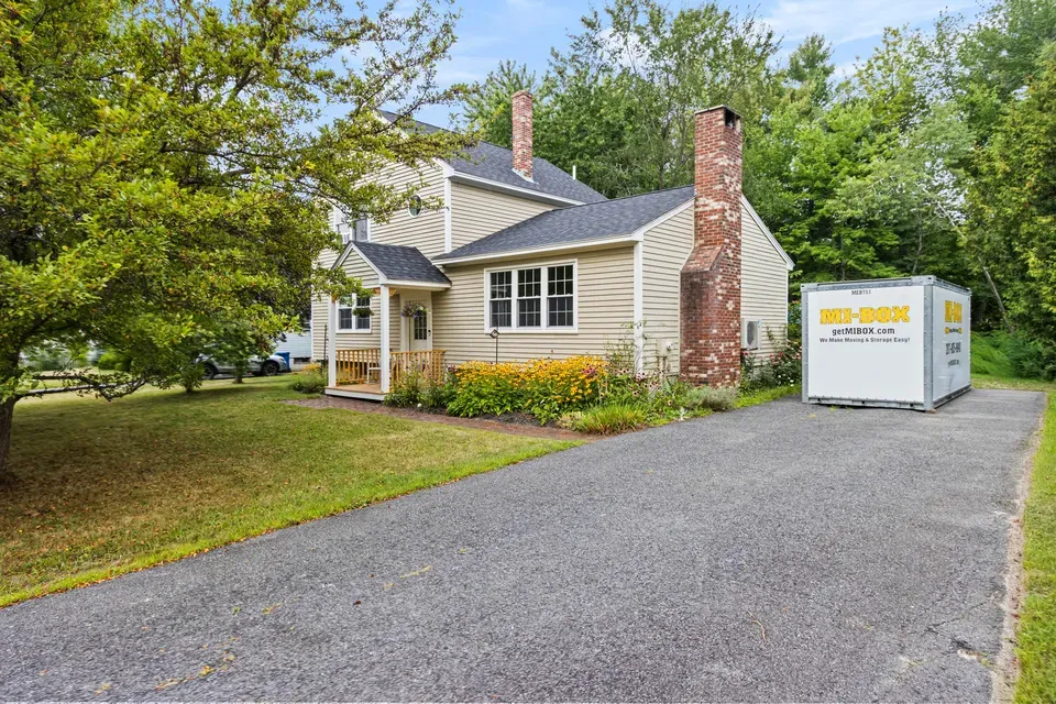 3 Bed 2 Bath Traditional Suburban Family Home in Portland, ME - 2