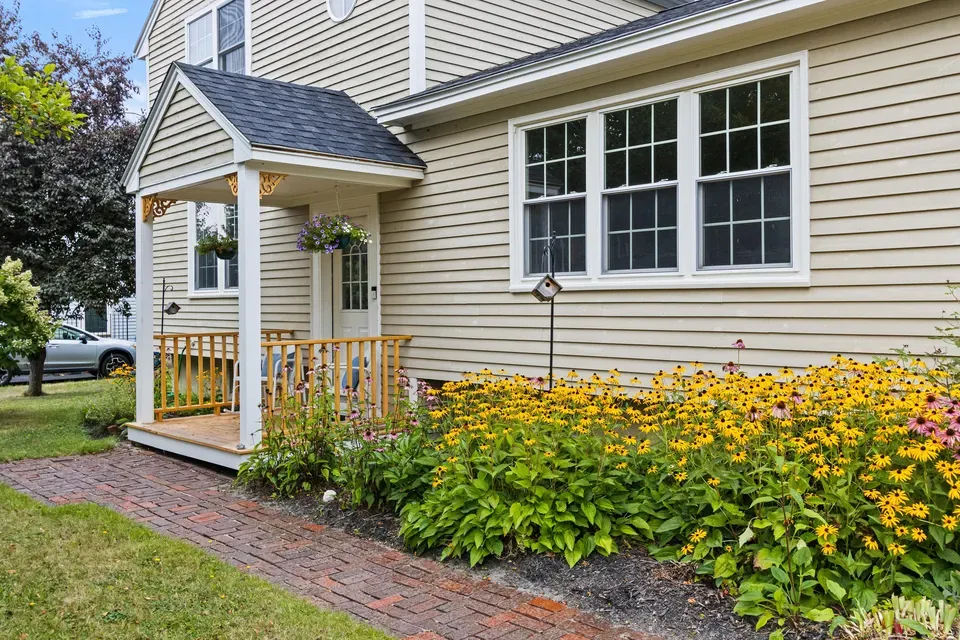 3 Bed 2 Bath Traditional Suburban Family Home in Portland, ME - 3