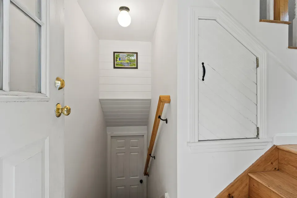 3 Bed 2 Bath Traditional Suburban Family Home in Portland, ME - 4