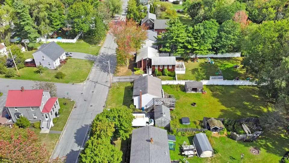 3 Bed 2 Bath Traditional Suburban Family Home in Portland, ME - 2
