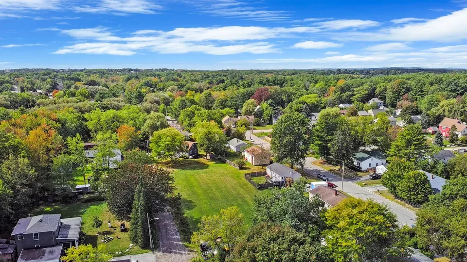 3 Bed 2 Bath Traditional Suburban Family Home in Portland, ME - 5