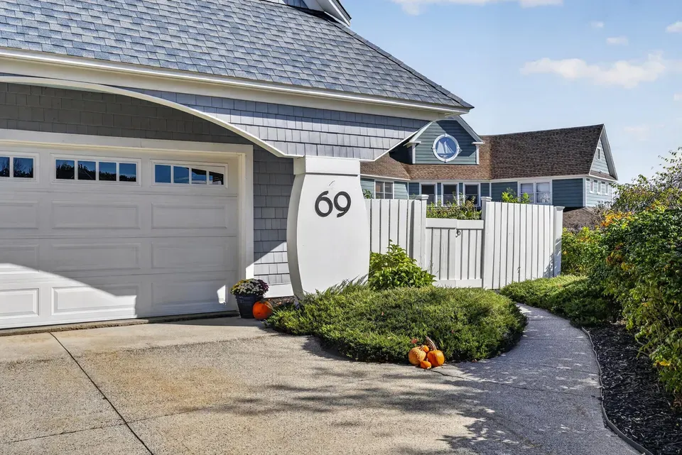 3 Bed 2 Bath Traditional Suburban Family Home in Portland, ME - 1
