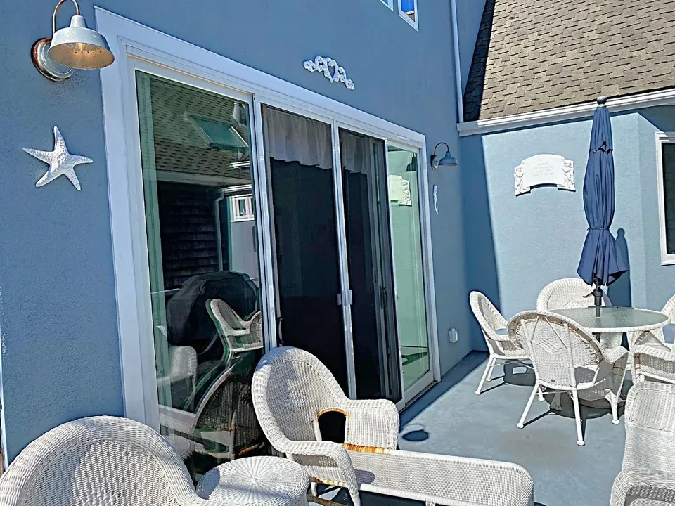 3 Bed 2 Bath Traditional Suburban Family Home in Santa Cruz, CA - 5