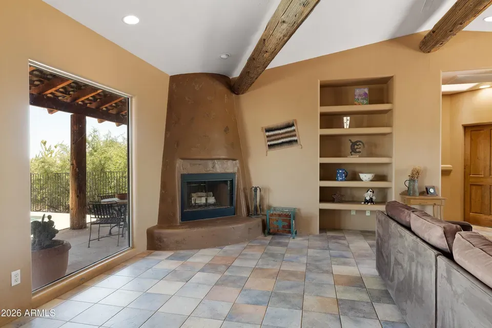 3 Bed 2 Bath Traditional Suburban Family Home in Scottsdale, AZ - 2