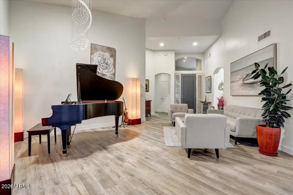 3 Bed 2 Bath Traditional Suburban Family Home in Scottsdale, AZ - 5