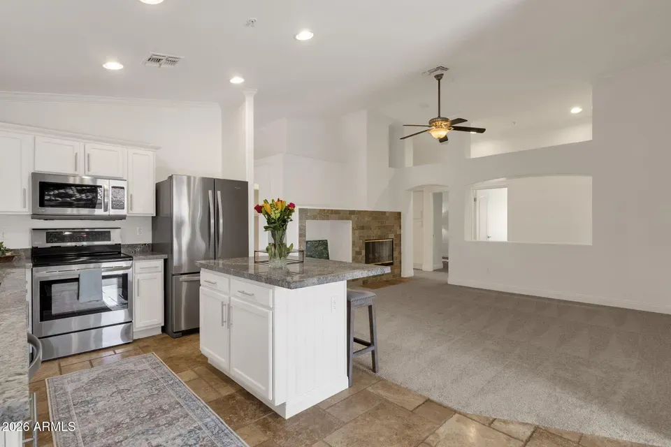 3 Bed 2 Bath Traditional Suburban Family Home in Scottsdale, AZ - 2
