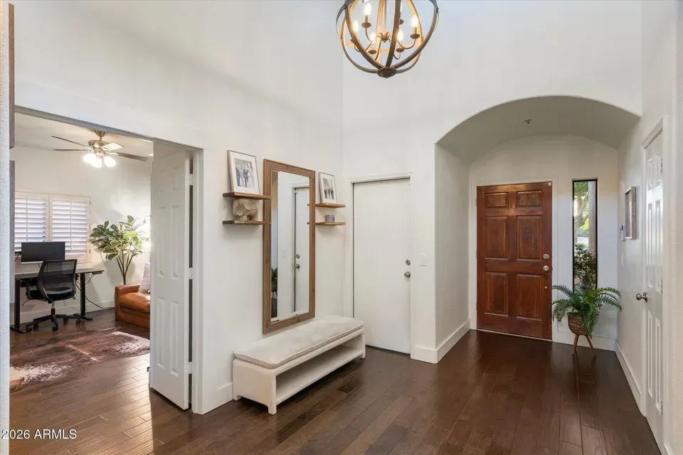 3 Bed 2 Bath Traditional Suburban Family Home in Scottsdale, AZ - 3