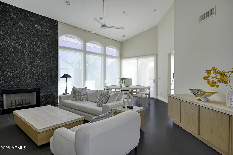 3 Bed 2 Bath Traditional Suburban Family Home in Scottsdale, AZ - 5