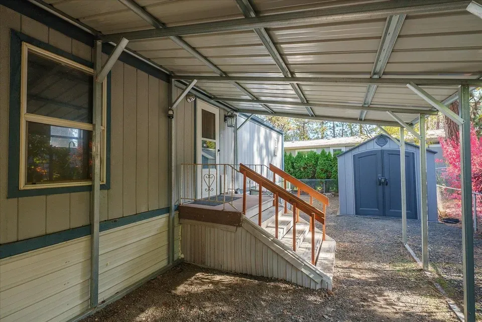 3 Bed 2 Bath Traditional Suburban Family Home in Spokane, WA - 3