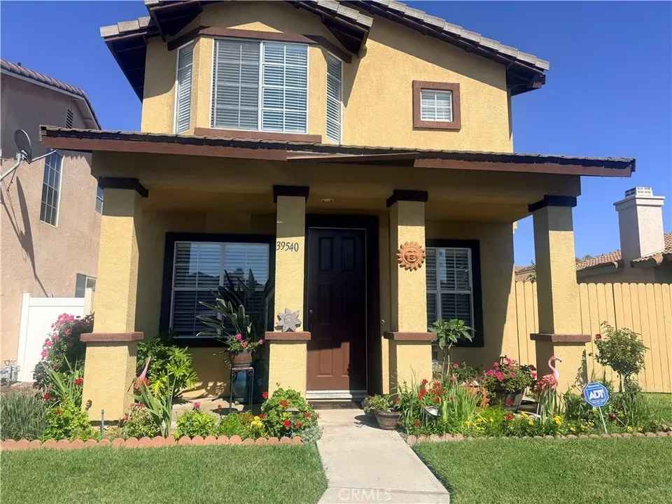 3 Bed 2 Bath Traditional Suburban Family Home in Temecula, CA - 1