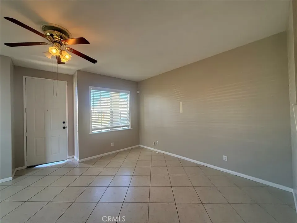 3 Bed 2 Bath Traditional Suburban Family Home in Temecula, CA - 3
