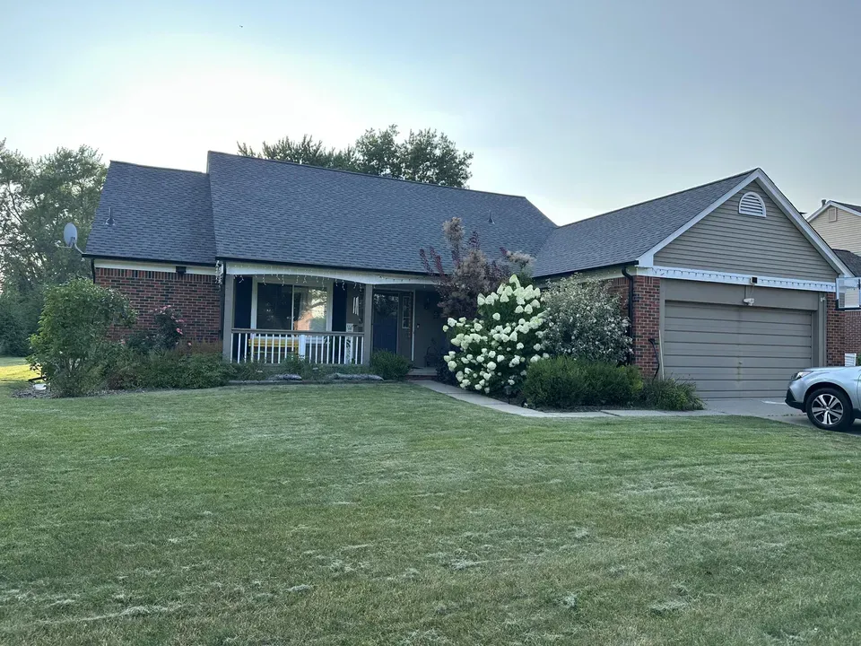 3 Bed 2 Bath Traditional Suburban Family Home in Troy, MI - 2