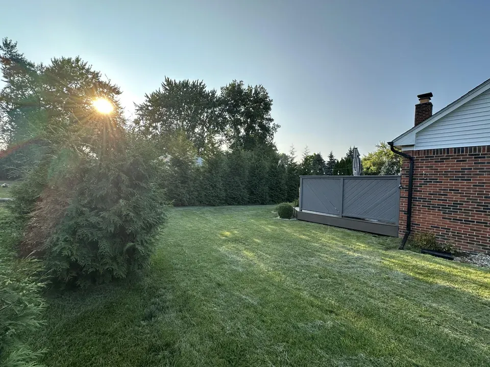 3 Bed 2 Bath Traditional Suburban Family Home in Troy, MI - 3