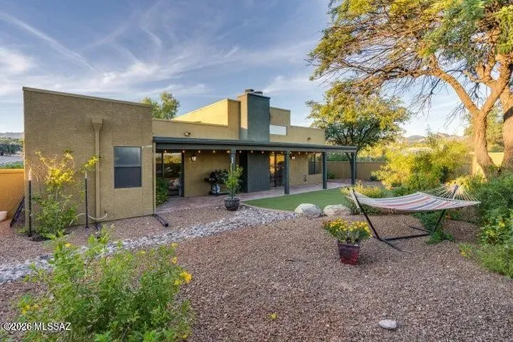 3 Bed 2 Bath Traditional Suburban Family Home in Tucson, AZ - 4