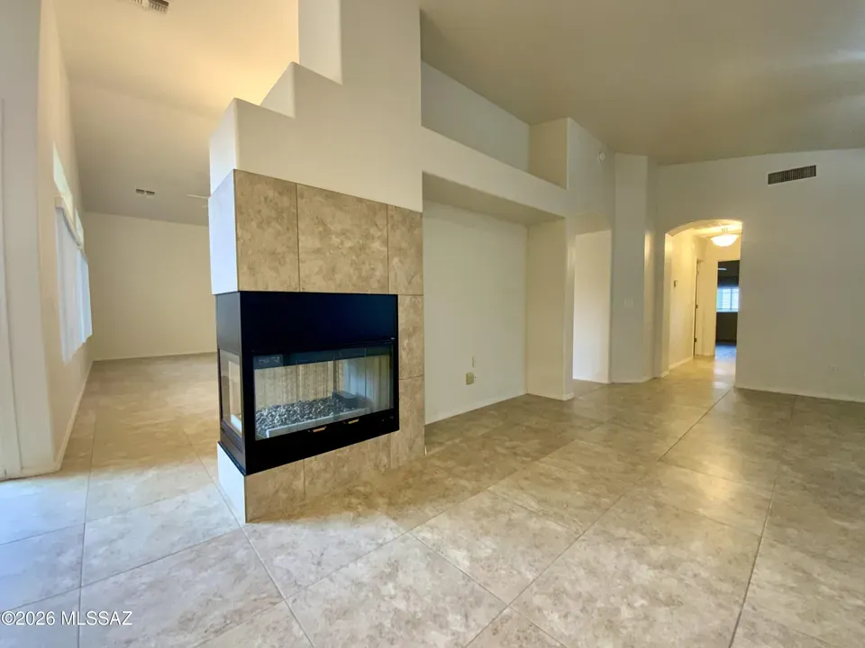 3 Bed 2 Bath Traditional Suburban Family Home in Tucson, AZ - 5