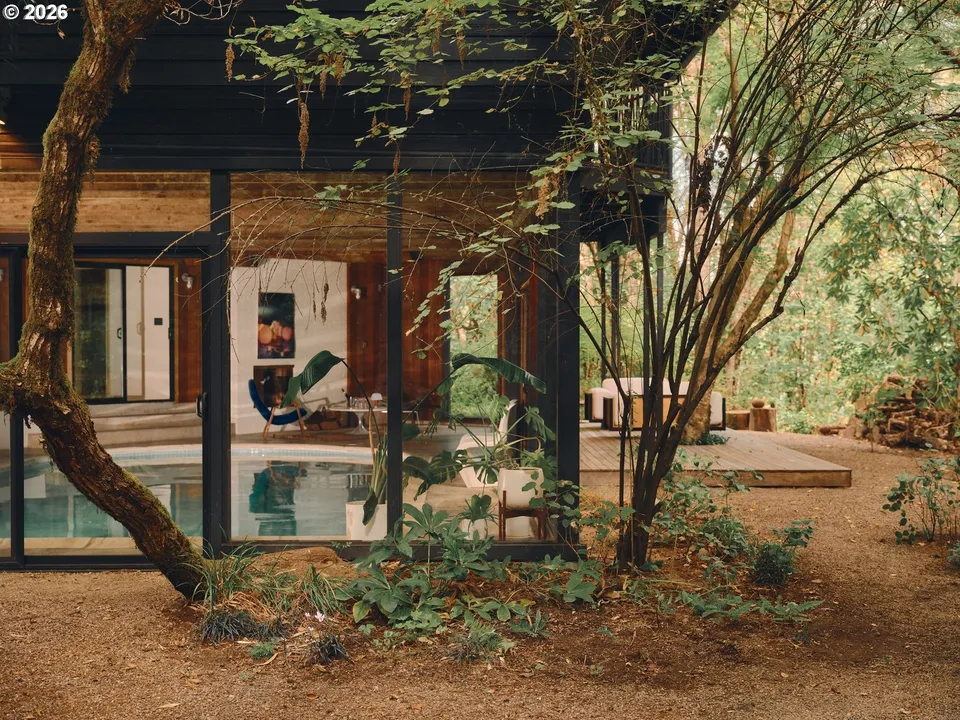 Interior view 1