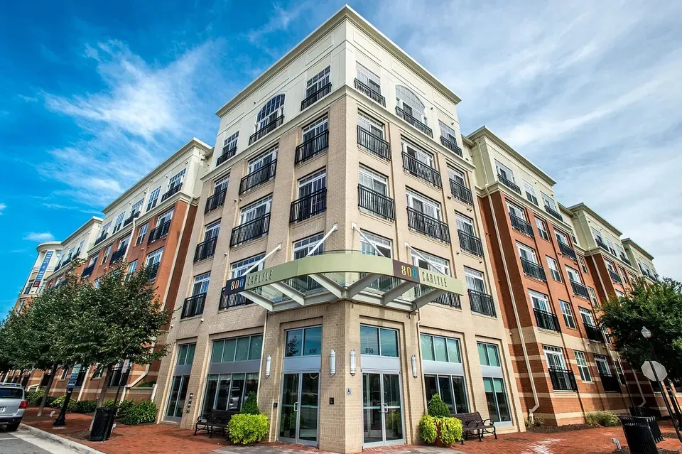 3 Bed 2 Bath Urban Residential Condo in Alexandria, VA - 1