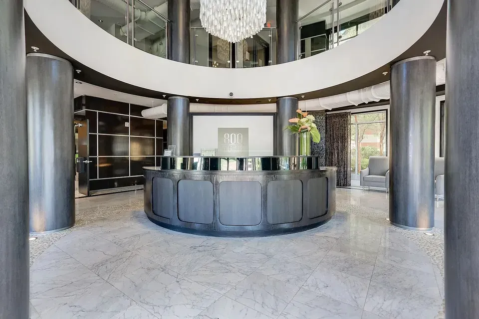 3 Bed 2 Bath Urban Residential Condo in Alexandria, VA - 4