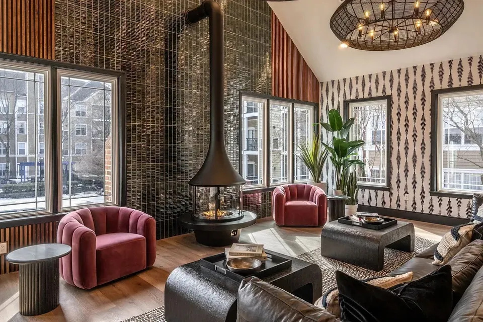 3 Bed 2 Bath Urban Residential Condo in Alexandria, VA - 1