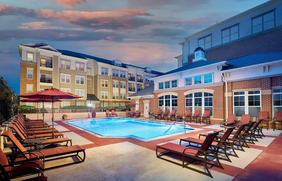 3 Bed 2 Bath Urban Residential Condo in Alexandria, VA - 5