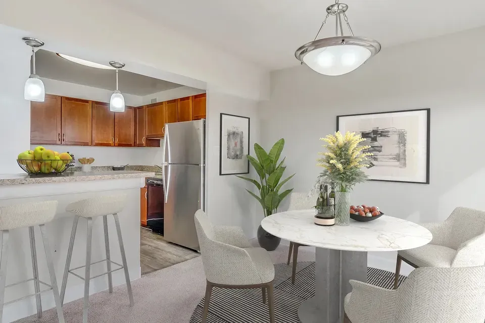 3 Bed 2 Bath Urban Residential Condo in Alexandria, VA - 1