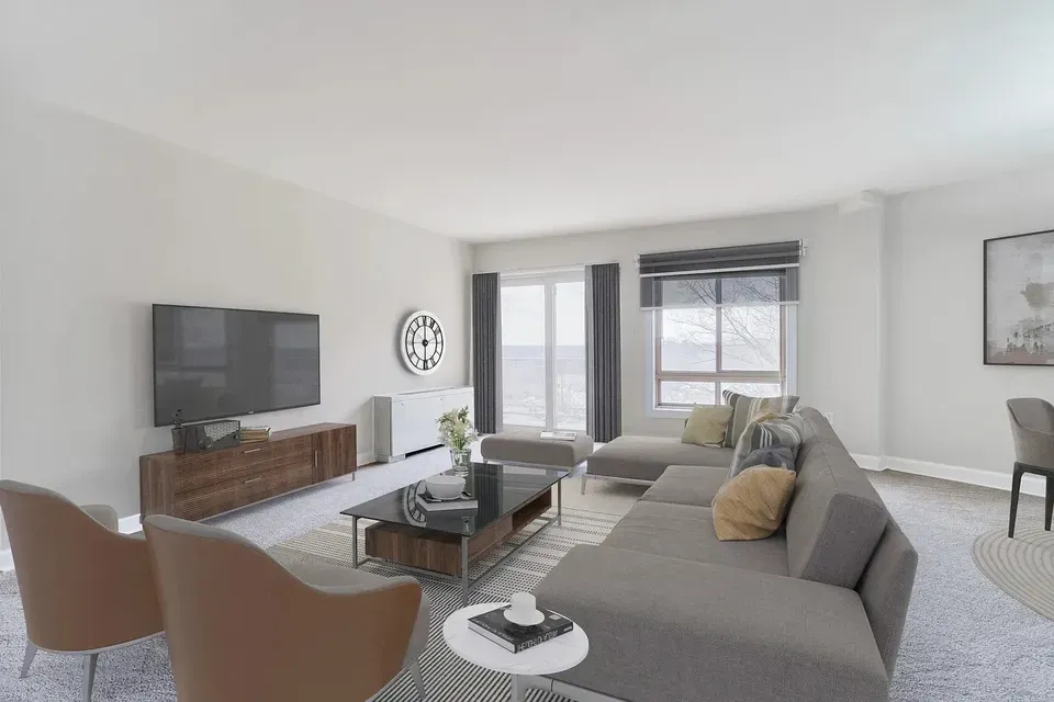 3 Bed 2 Bath Urban Residential Condo in Alexandria, VA - 4