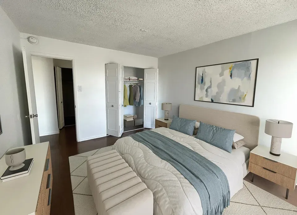 3 Bed 2 Bath Urban Residential Condo in Alexandria, VA - 3