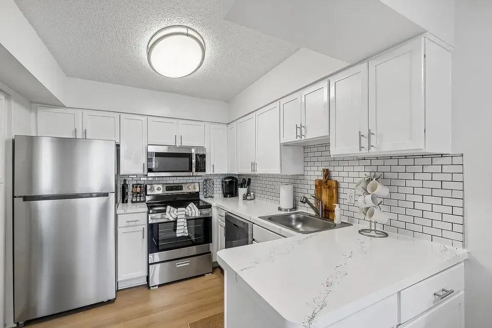 3 Bed 2 Bath Urban Residential Condo in Alexandria, VA