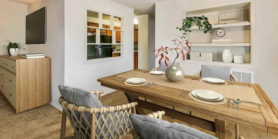 3 Bed 2 Bath Urban Residential Condo in Alexandria, VA - 2