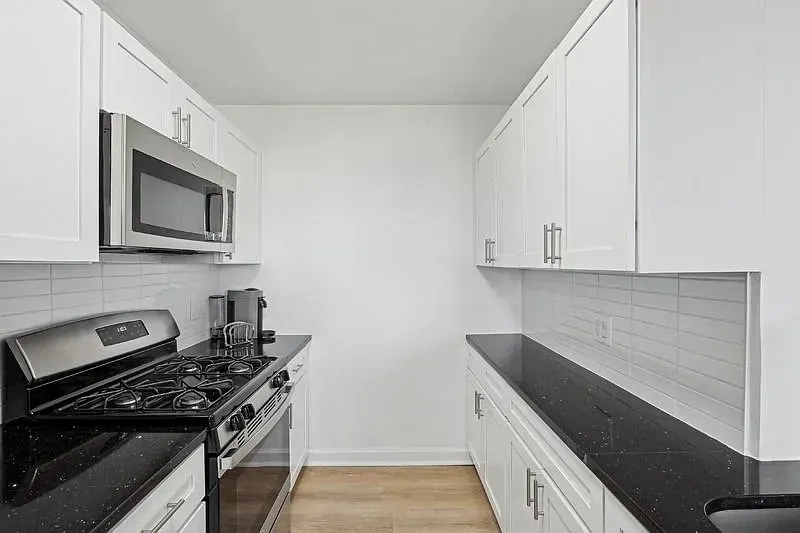 3 Bed 2 Bath Urban Residential Condo in Alexandria, VA - 5
