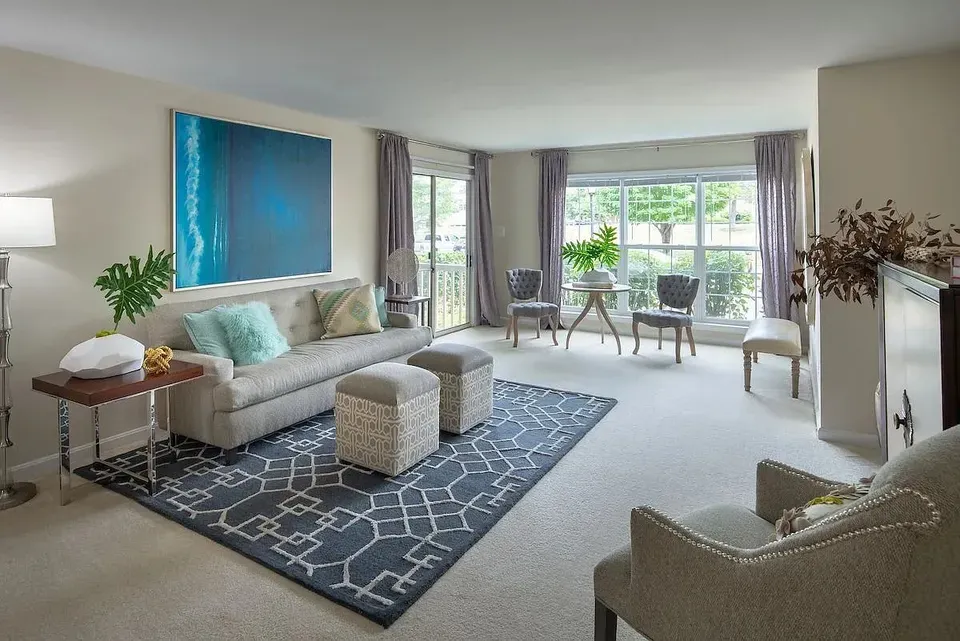 3 Bed 2 Bath Urban Residential Condo in Alexandria, VA - 2