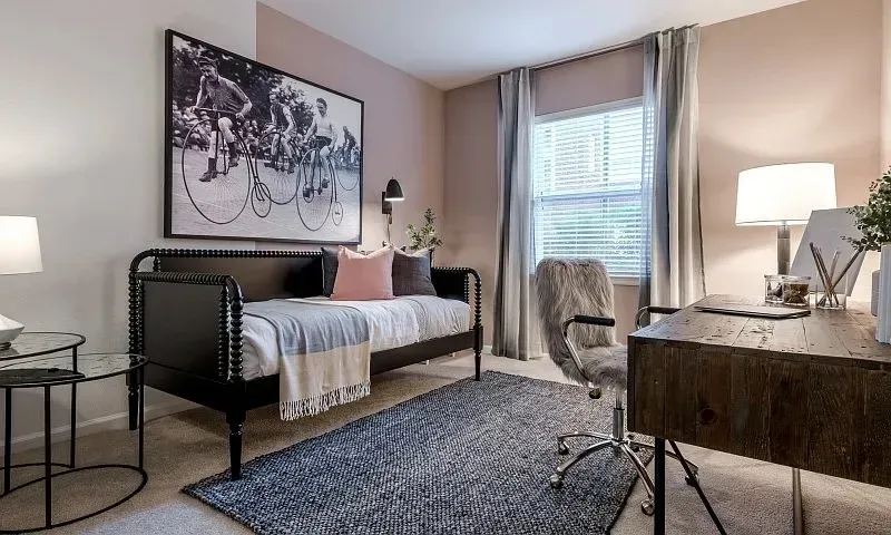 3 Bed 2 Bath Urban Residential Condo in Alexandria, VA - 3