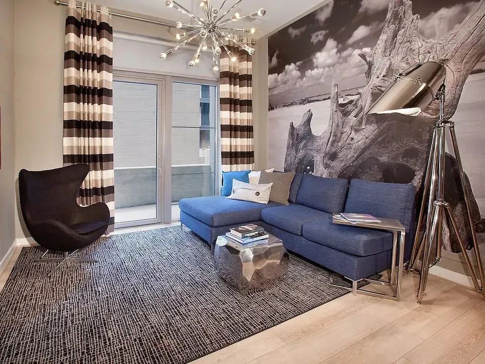 3 Bed 2 Bath Urban Residential Condo in Alexandria, VA - 2