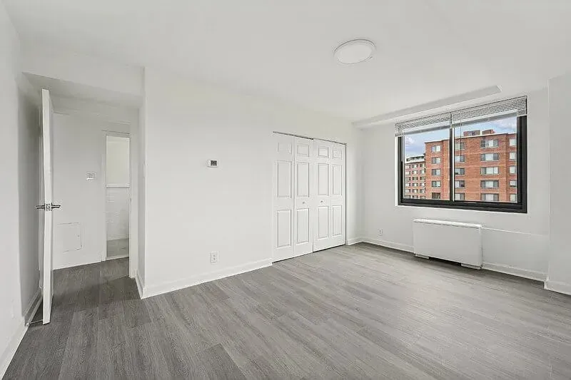 3 Bed 2 Bath Urban Residential Condo in Alexandria, VA - 5
