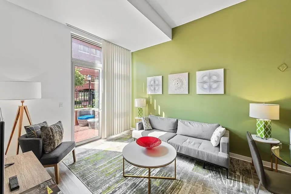 3 Bed 2 Bath Urban Residential Condo in Alexandria, VA - 5