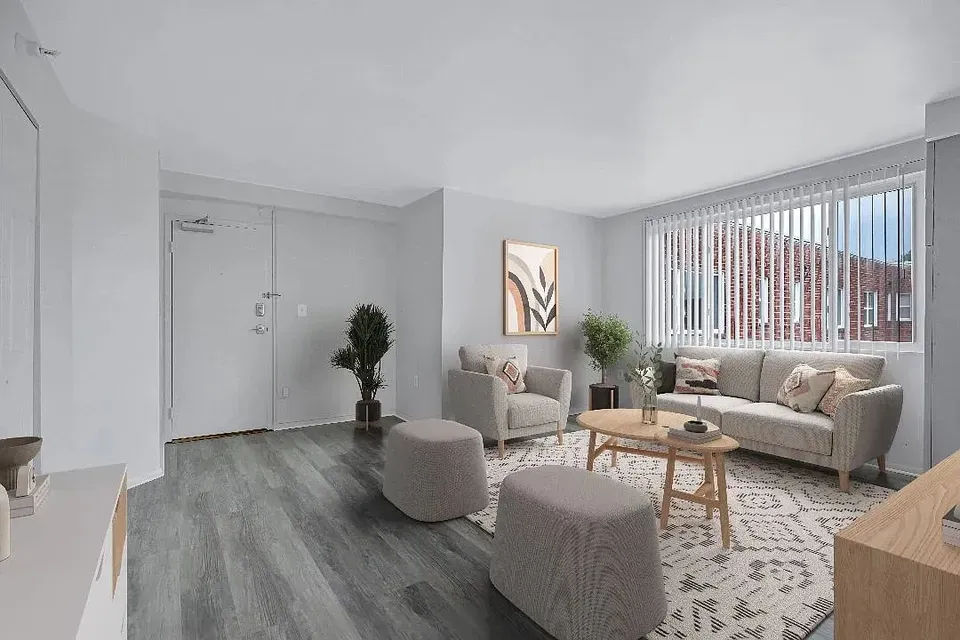 3 Bed 2 Bath Urban Residential Condo in Alexandria, VA - 1