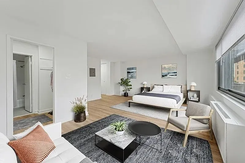 3 Bed 2 Bath Urban Residential Condo in Alexandria, VA - 1