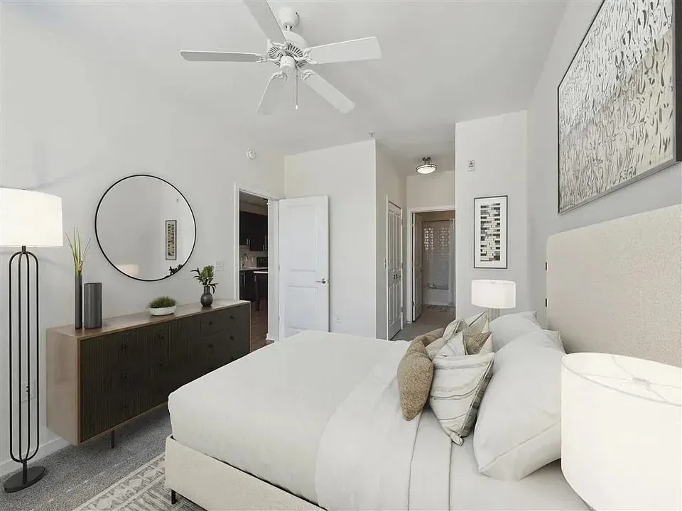 3 Bed 2 Bath Urban Residential Condo in Alexandria, VA - 5