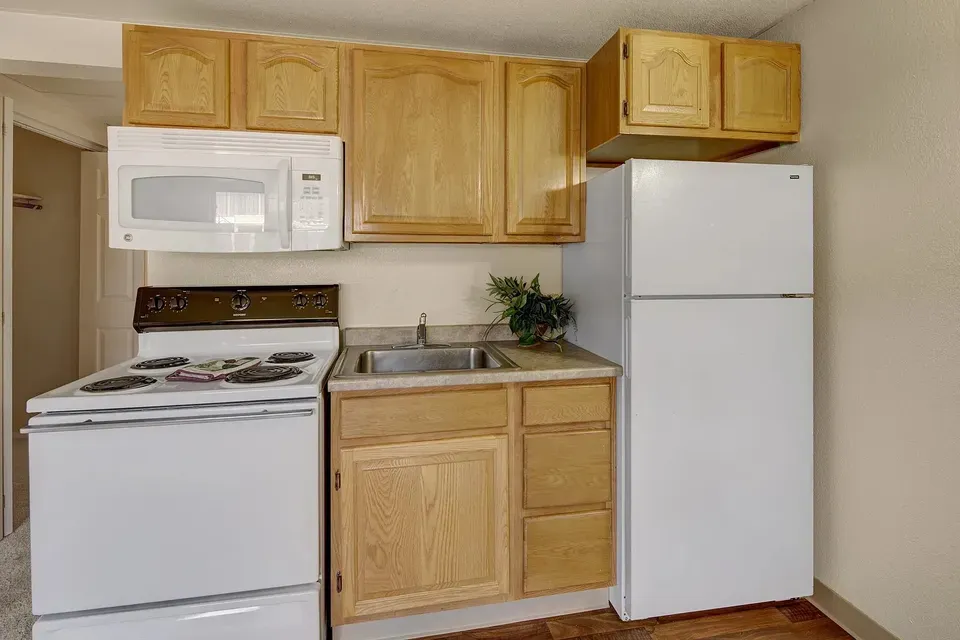 3 Bed 2 Bath Urban Residential Condo in Anchorage, AK - 2