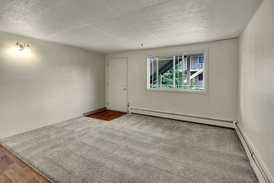 3 Bed 2 Bath Urban Residential Condo in Anchorage, AK - 5