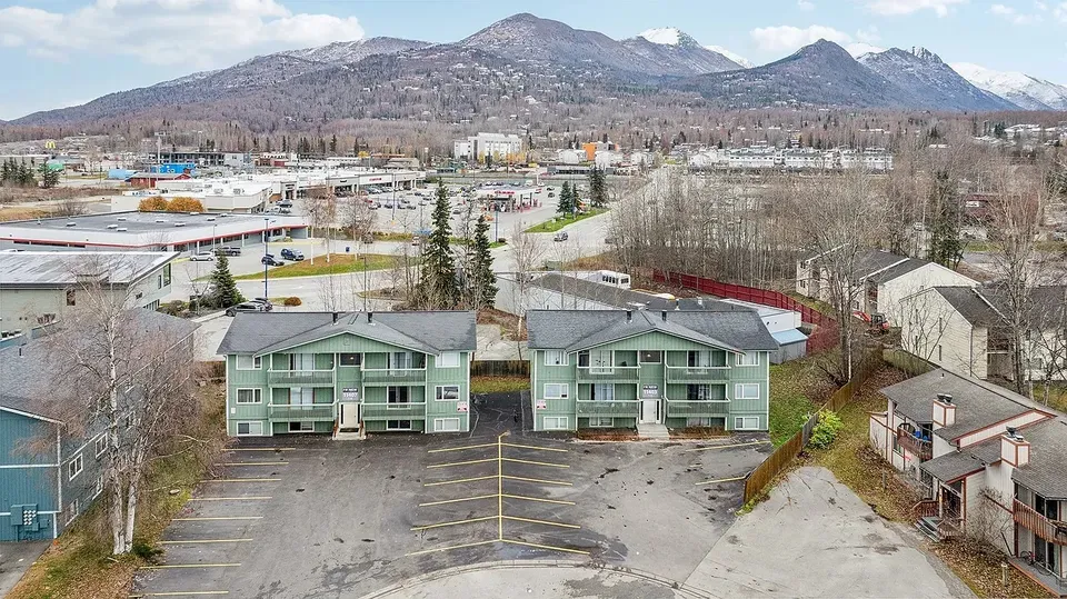 3 Bed 2 Bath Urban Residential Condo in Anchorage, AK - 2