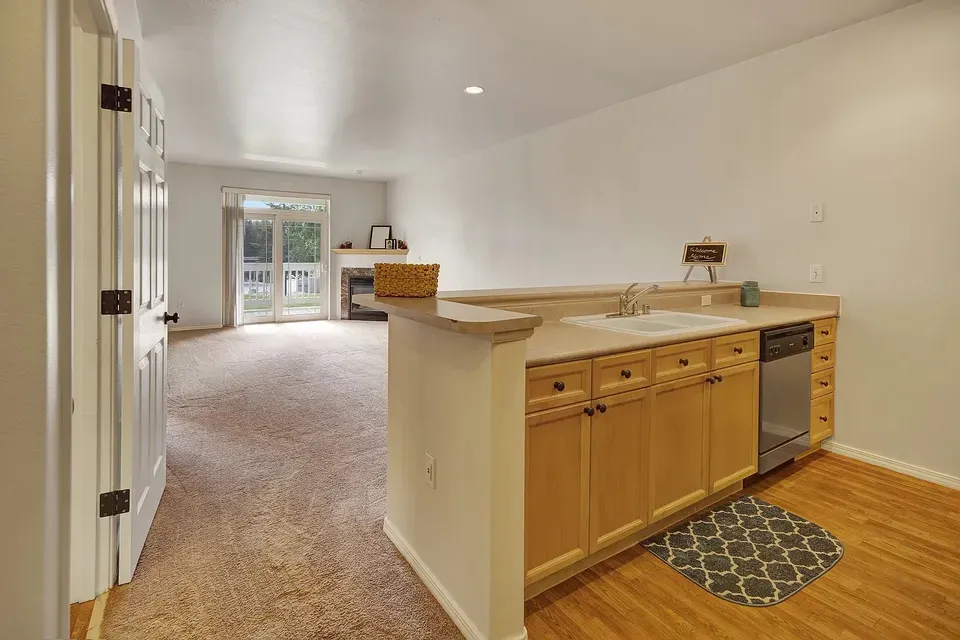 3 Bed 2 Bath Urban Residential Condo in Anchorage, AK - 2
