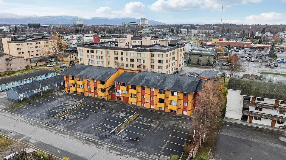 3 Bed 2 Bath Urban Residential Condo in Anchorage, AK - 3