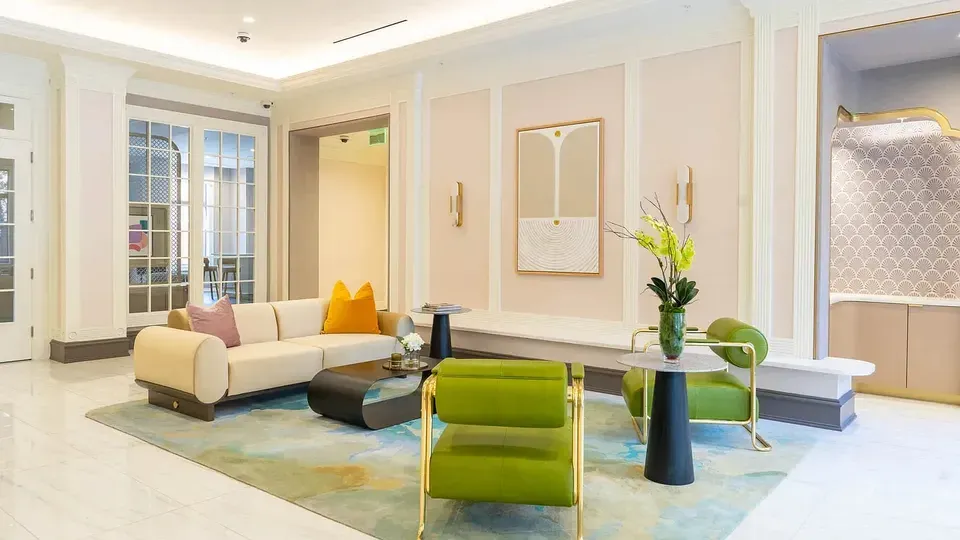3 Bed 2 Bath Urban Residential Condo in Arlington, VA - 4