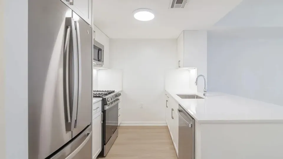 3 Bed 2 Bath Urban Residential Condo in Arlington, VA - 5