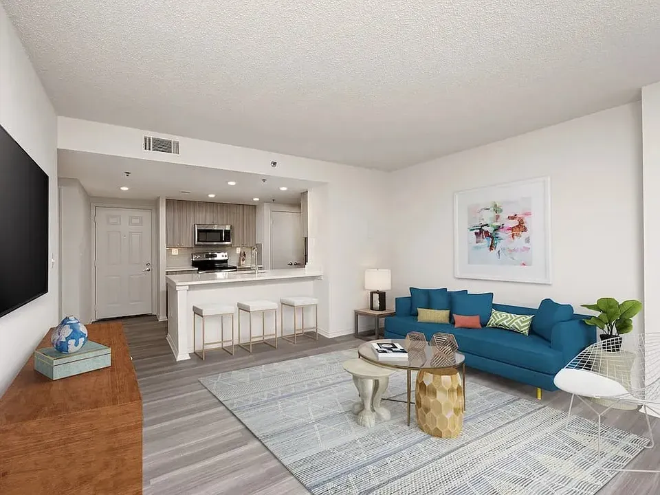 3 Bed 2 Bath Urban Residential Condo in Arlington, VA - 5